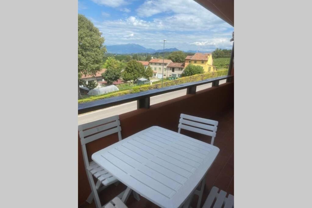 Appartement 10 Minuti Dal Lago Di Garda E Da Gardaland à Castelnuovo del Garda Extérieur photo