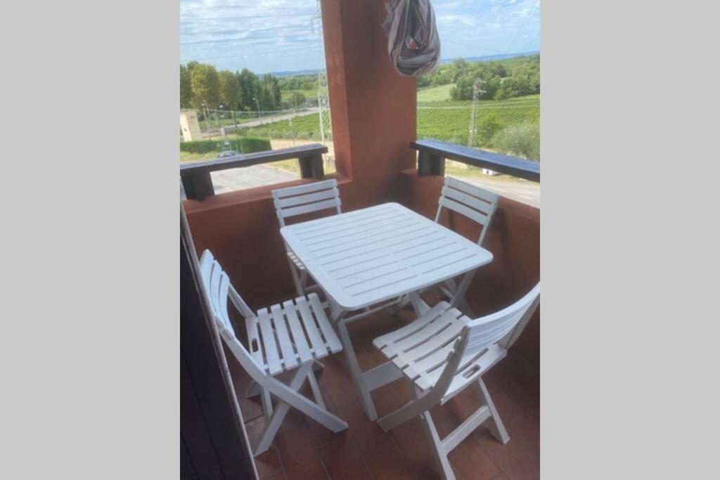 Appartement 10 Minuti Dal Lago Di Garda E Da Gardaland à Castelnuovo del Garda Extérieur photo